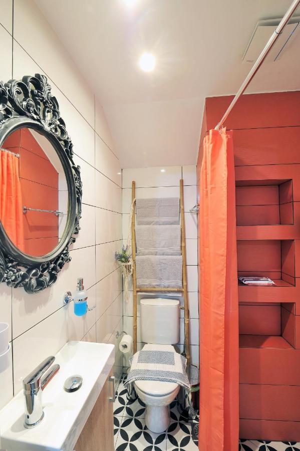 Bella Ciao Guest House 雅典 外观 照片
